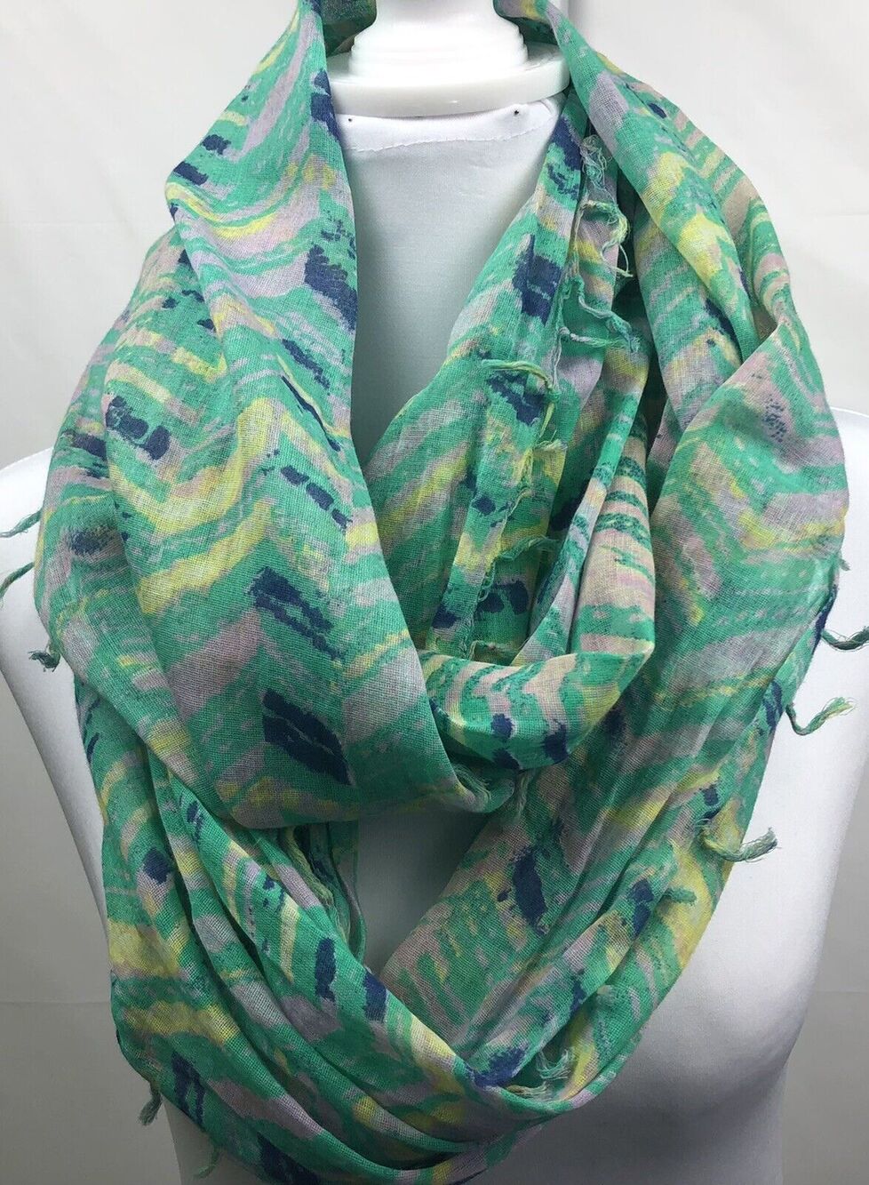American Eagle Infinity Scarf Women Green Blue Geo 100% Cotton Fringe Boho 60x23